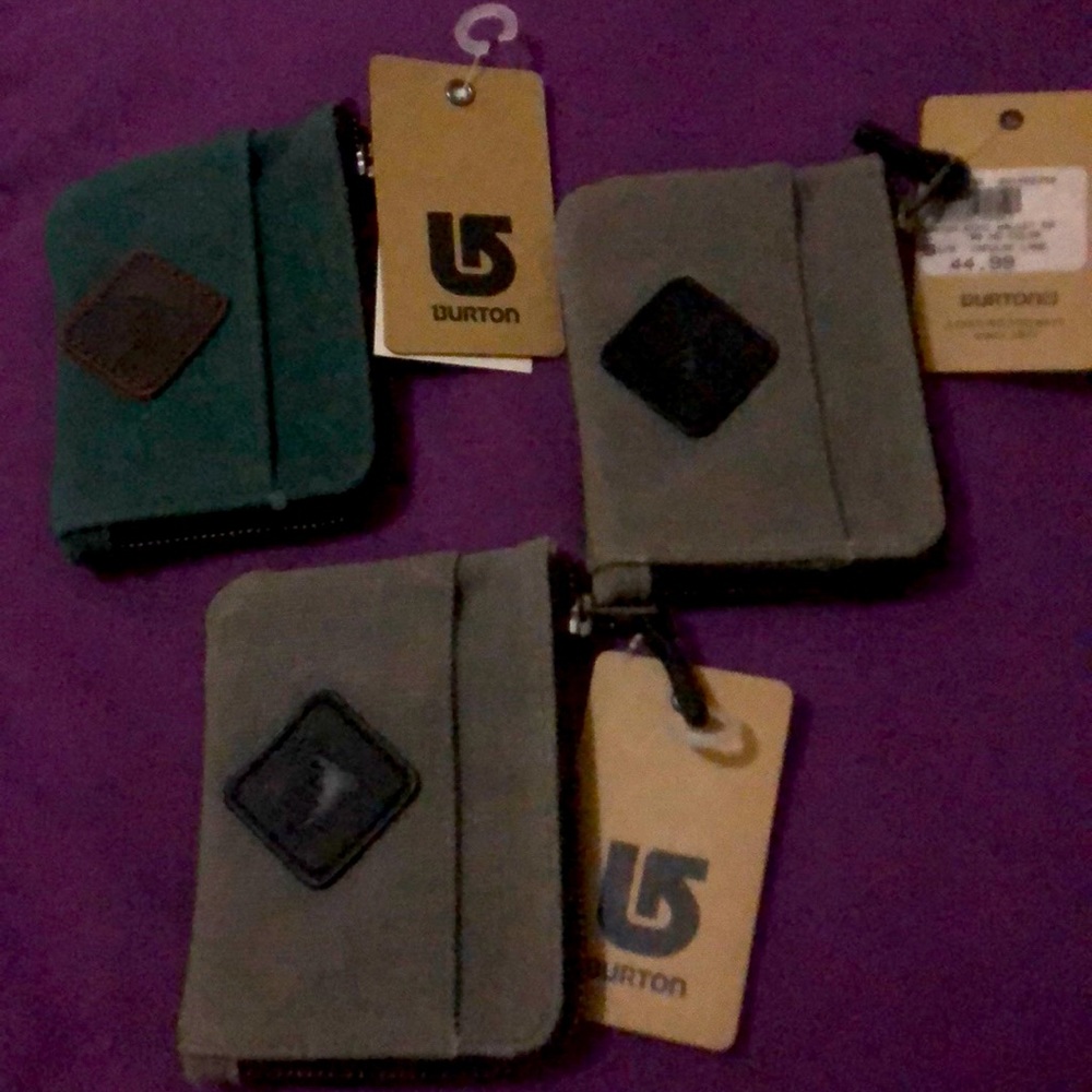 Burton echo wallet